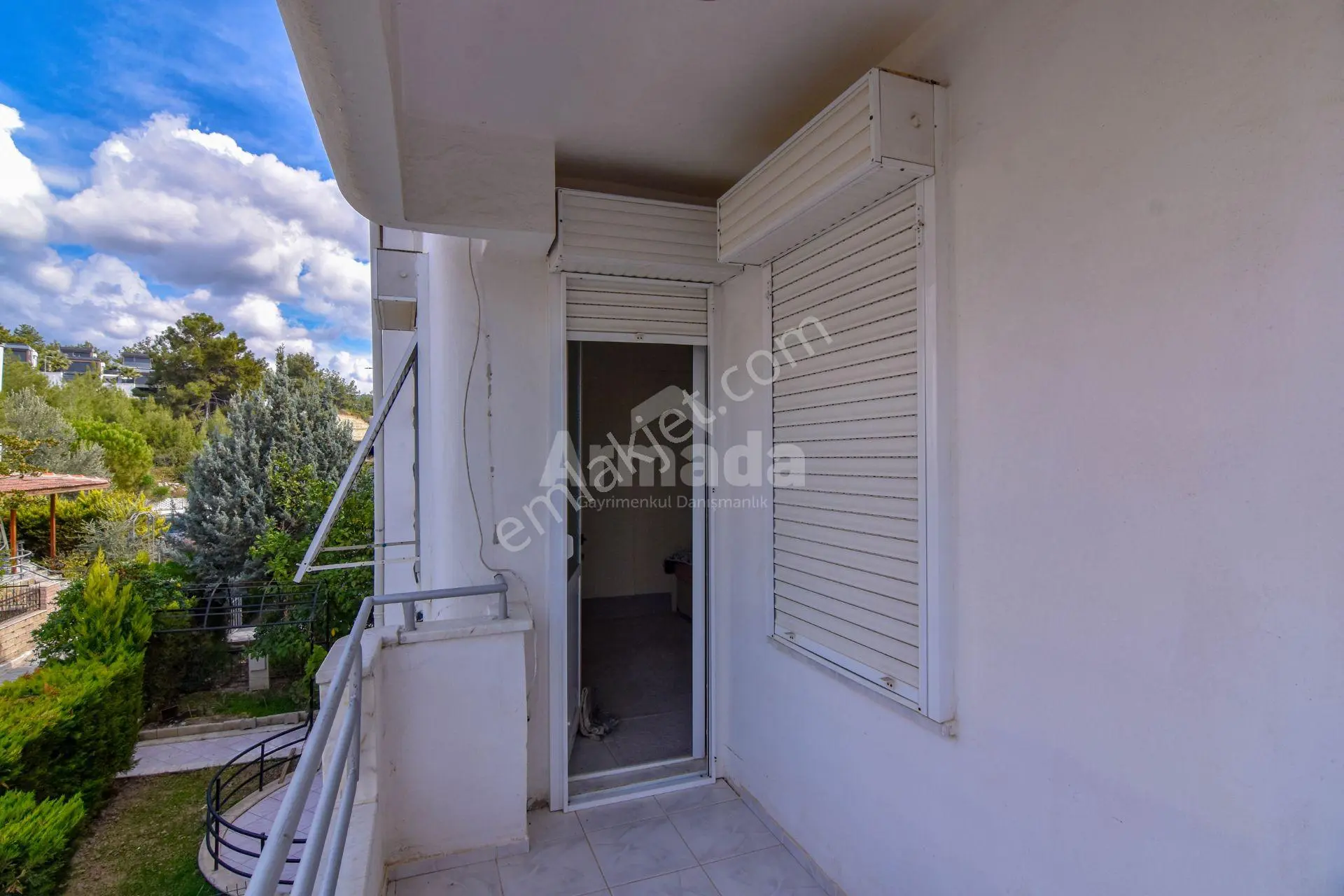 Karaova'da Havuzlu, Güvenlikli Sitede Deniz Manzaralı 5+1 Villa — fotoğraf 13