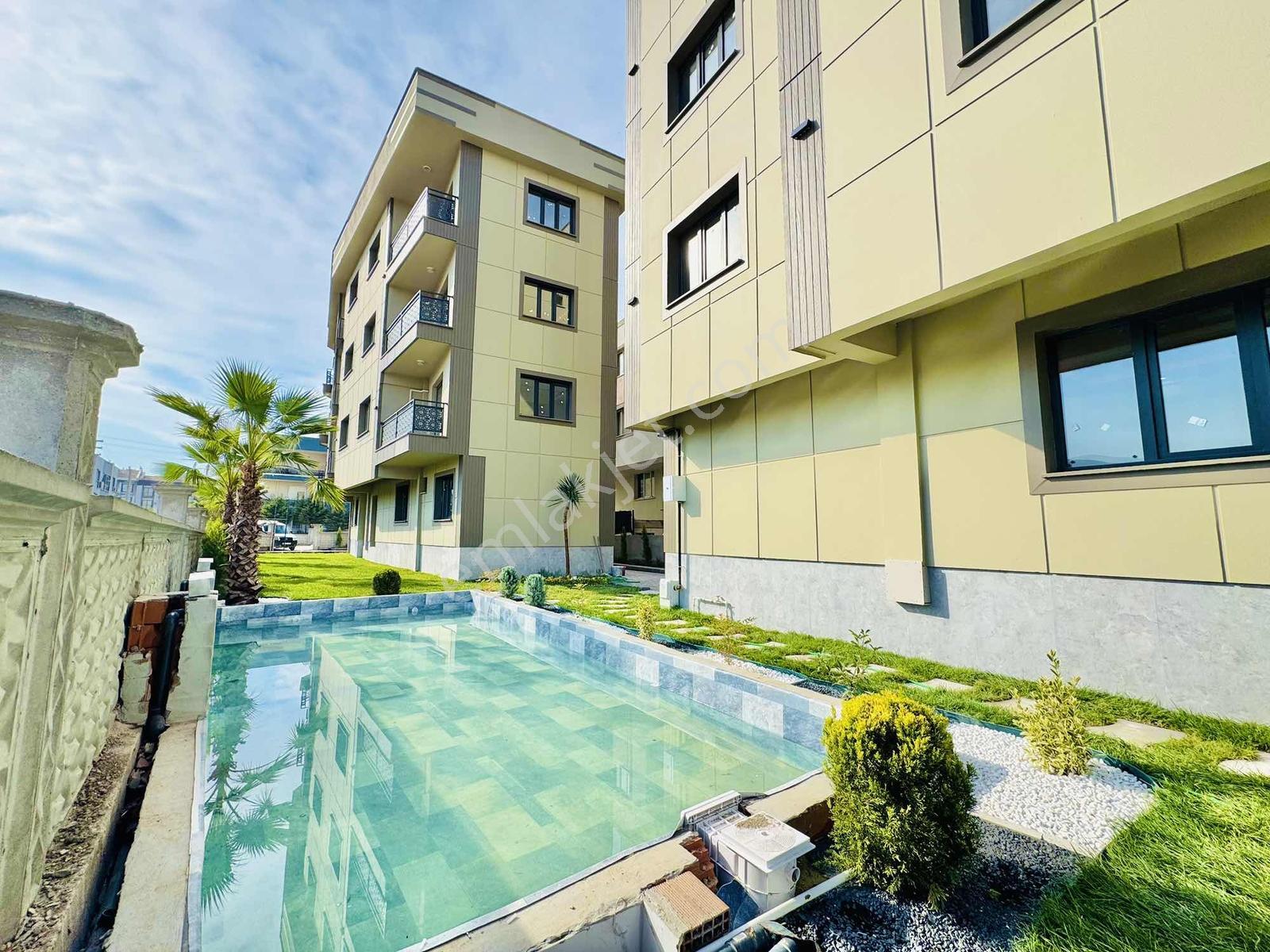 Asil Emlak'Tan Muradiye Mah. Site İçi, Sıfır 2+1 Ara Kat Daire