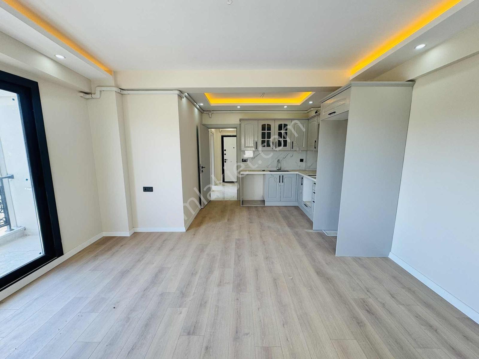 Asil Emlak'tan Muradiye Mah. Site İçi, Sıfır 2+1 Ara Kat Daire — fotoğraf 9