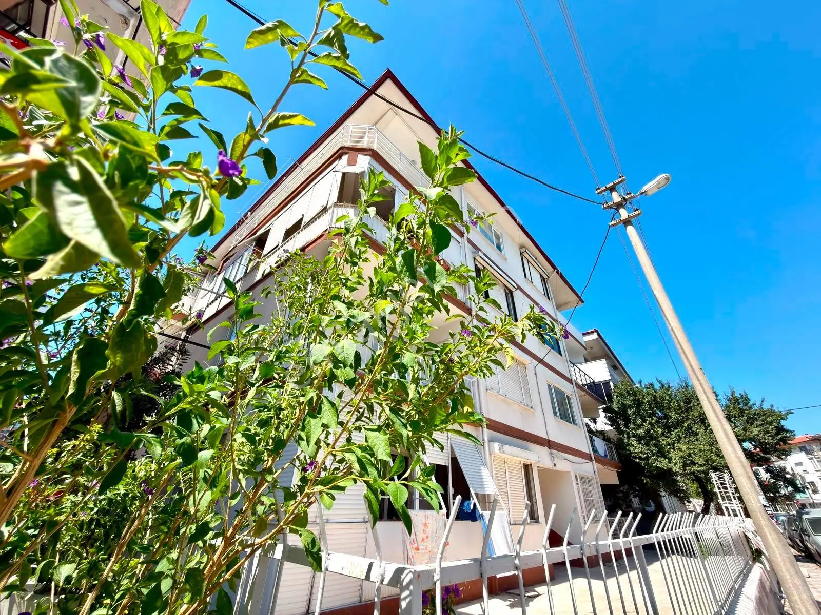 Referans'tan Akçay Merkez'de Ara Kat Ön Cephe Modern 2+1 Daire — fotoğraf 32