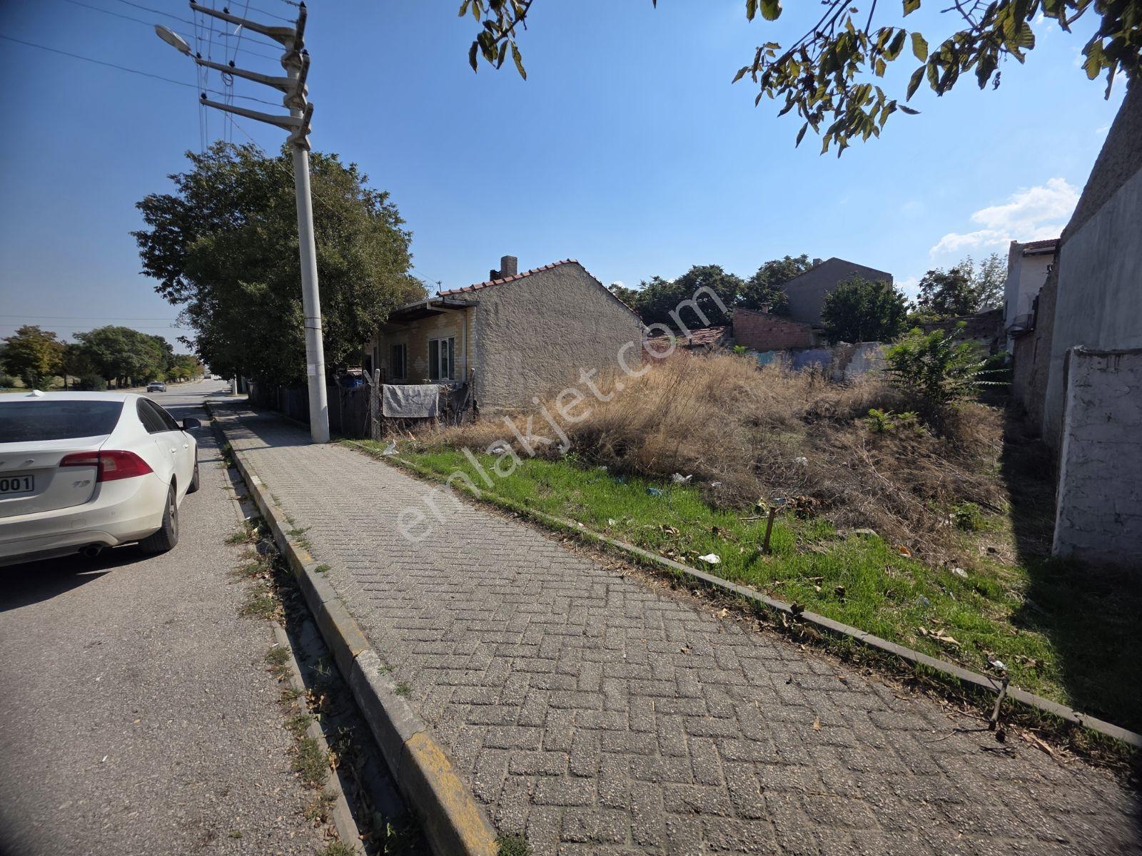 Rw Nestten Gündüğdu Mahallesinde Cadde Üzeri Satılık 315 M2 Arsa — fotoğraf 4