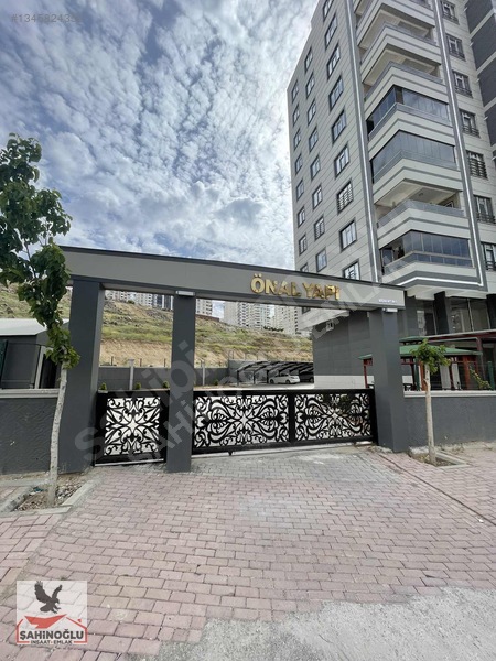 Csm Gayrimenkul Den Cadde Üstünde 4+1 En Üstün Bir Altı — fotoğraf 6