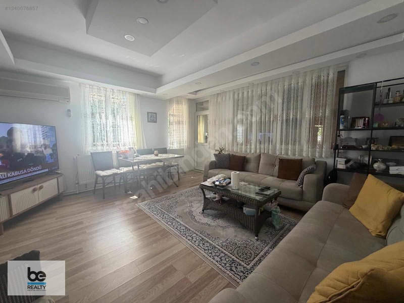 Kadriye Billurkentte 4+1 170 M² Havuzlu Bahçeli Satılık Villa — fotoğraf 2