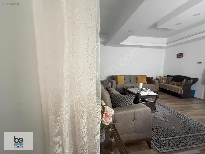 Kadriye Billurkentte 4+1 170 M² Havuzlu Bahçeli Satılık Villa — fotoğraf 5
