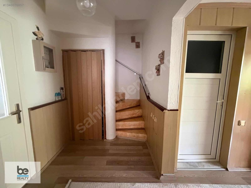 Kadriye Billurkentte 4+1 170 M² Havuzlu Bahçeli Satılık Villa — fotoğraf 31