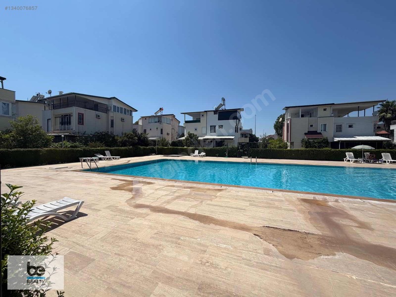 Kadriye Billurkentte 4+1 170 M² Havuzlu Bahçeli Satılık Villa — fotoğraf 34