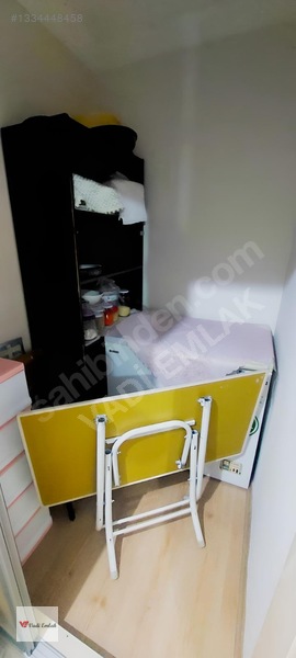 Karşıyaka Da Eşyalı 2+0 Satılık Daire/vadi Emlak — fotoğraf 17
