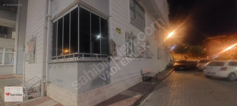 Karşıyaka Da Eşyalı 2+0 Satılık Daire/vadi Emlak — fotoğraf 18