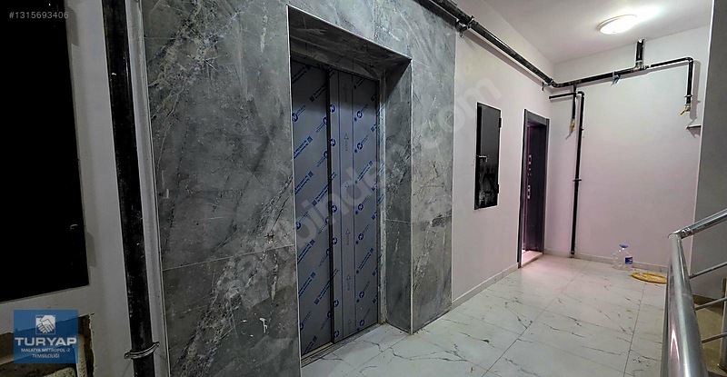 Turyap Metropol-2'den Devlet Hastanesi Civarında Satılık Daire — fotoğraf 2