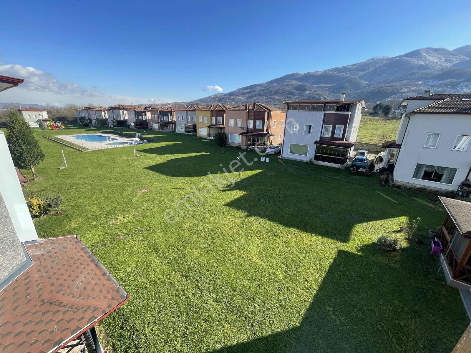 Kocaeli Kartepe Suaidiye Mah Satılık Site İçi Villa 5+1Manzaralı