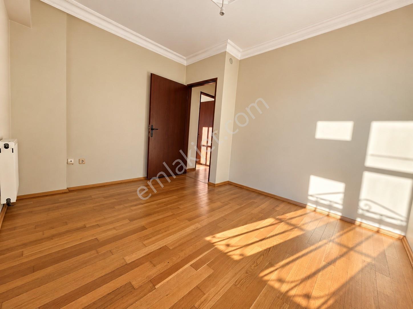 Hak Emlaktan Kalıcı Konutlarda Güzelbahçe Mah. Satılık 3+1 Daire — fotoğraf 13