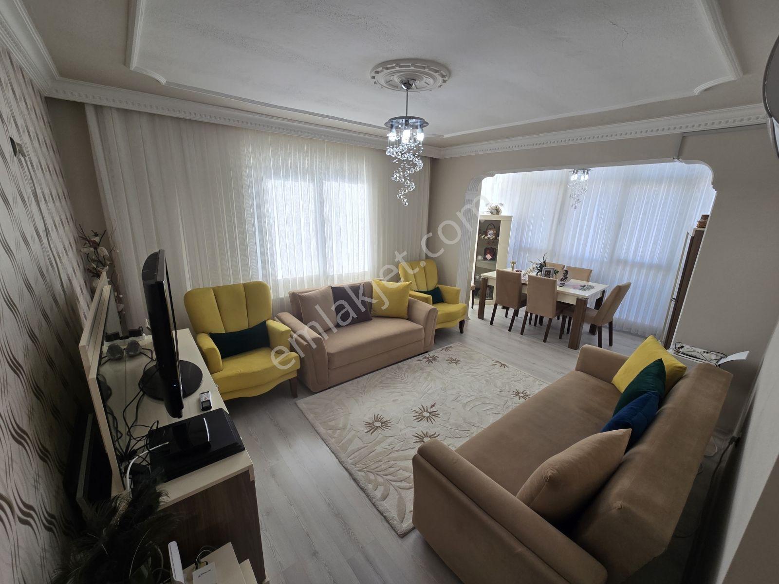 Tranvayın Dibinde 3+1 Full Kredili Dogal Gazlı Daire