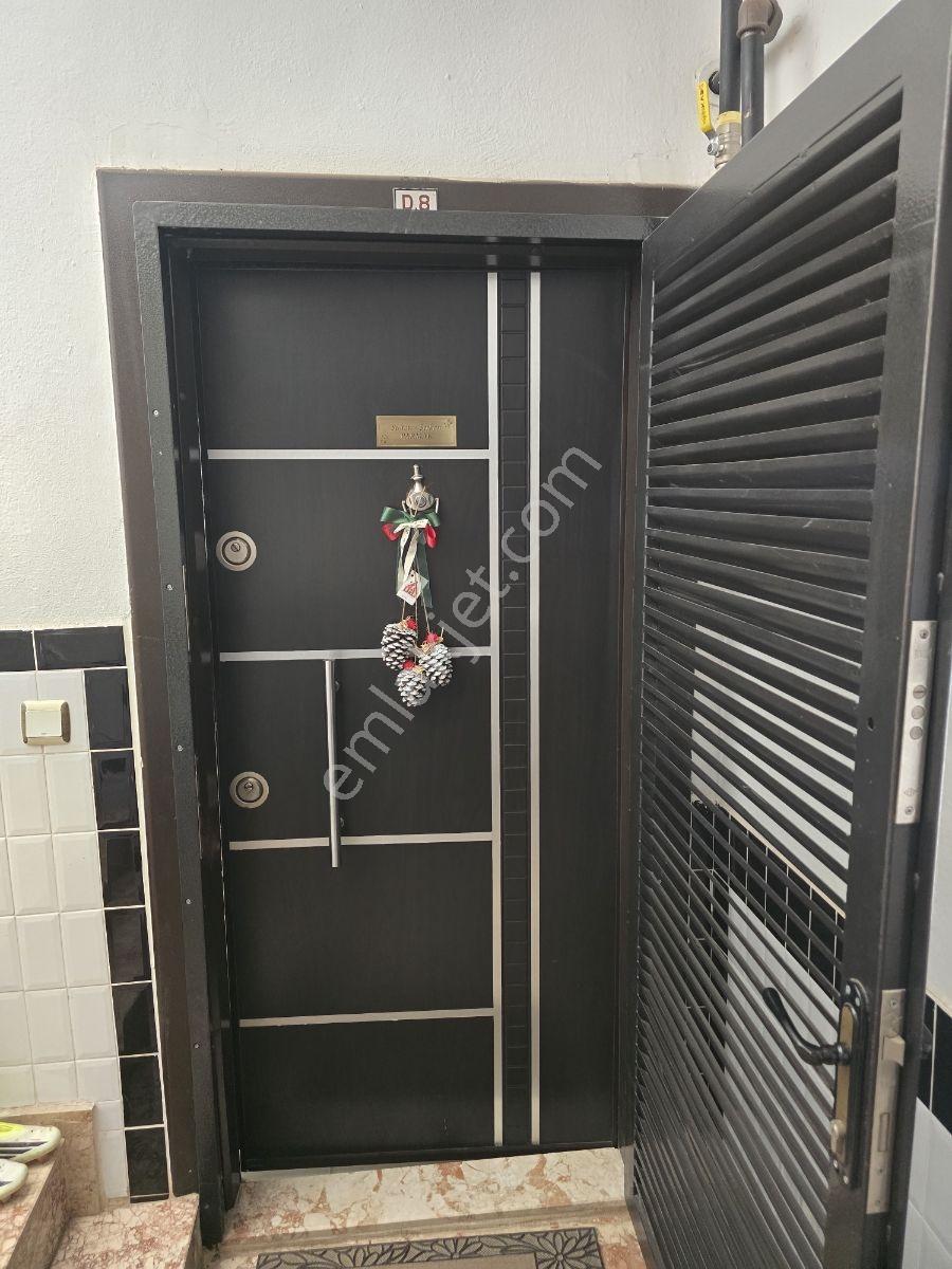 Tranvayın Dibinde 3+1 Full Kredili Dogal Gazlı Daire — fotoğraf 2