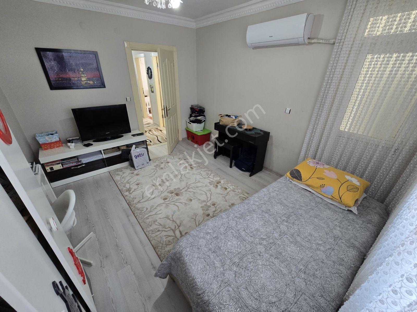 Tranvayın Dibinde 3+1 Full Kredili Dogal Gazlı Daire — fotoğraf 10