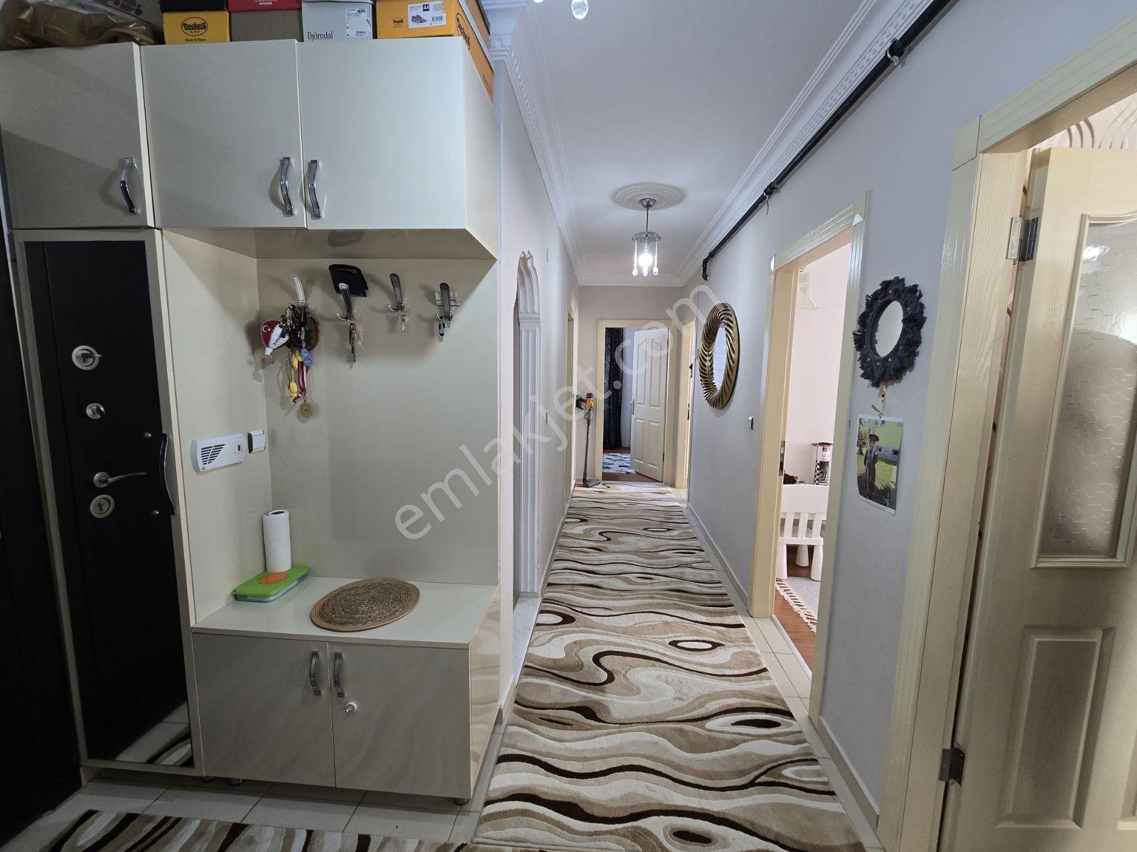 Tranvayın Dibinde 3+1 Full Kredili Dogal Gazlı Daire — fotoğraf 13