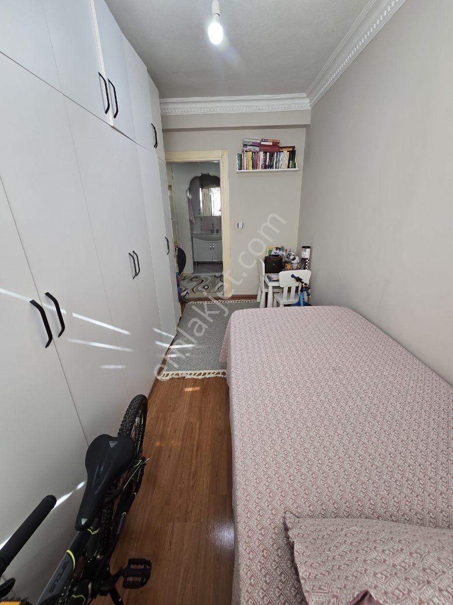 Tranvayın Dibinde 3+1 Full Kredili Dogal Gazlı Daire — fotoğraf 17