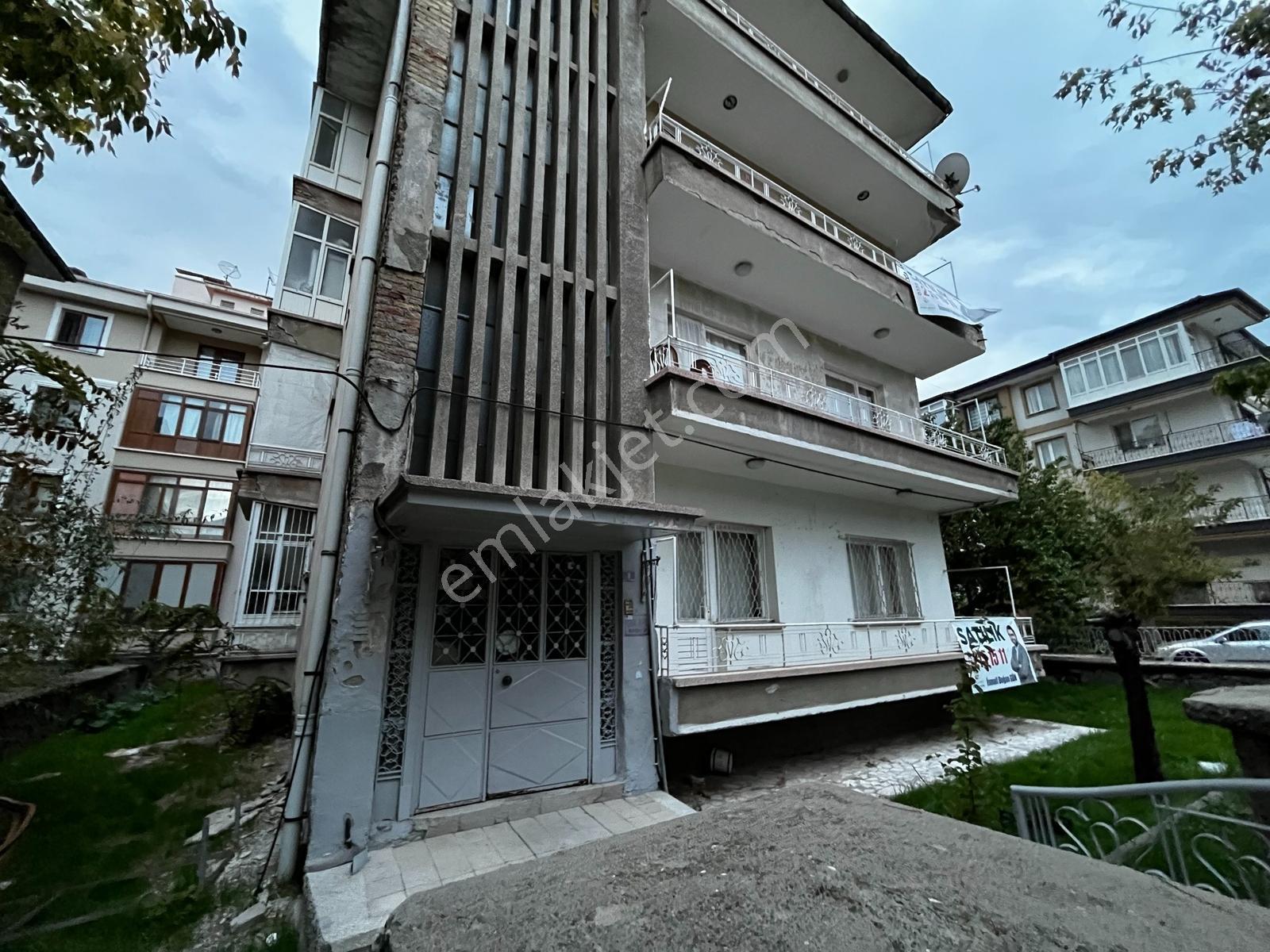 Dumlupınar Mah.satılık 3+1 145m² Afjetli Daire — fotoğraf 4