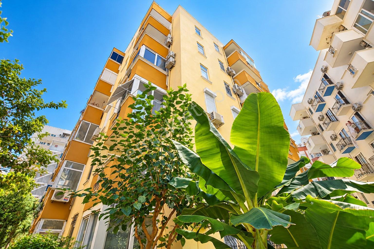 Alanya Tosmur Denize Yakın Lokasyonda Full Eşyalı 2+1 Satılık Daire