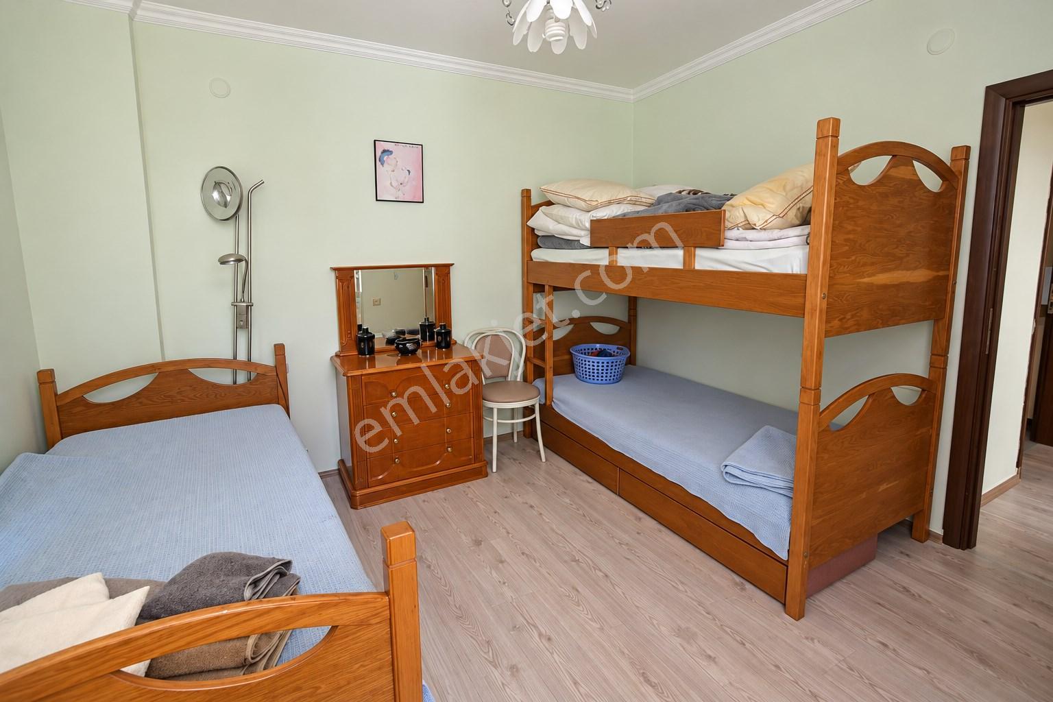 Alanya Tosmur Denize Yakın Lokasyonda Full Eşyalı 2+1 Satılık Daire — fotoğraf 5