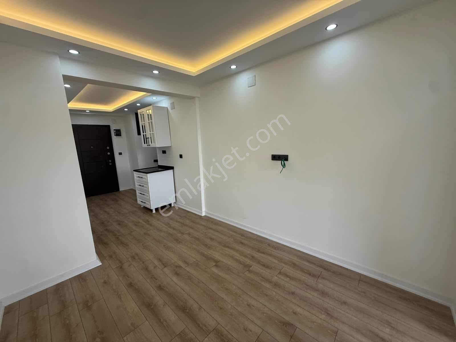 Mücahitler Bulvar Üzeri/valilik Civarı/cazip/içi Full Yapılı/1+1 — fotoğraf 6