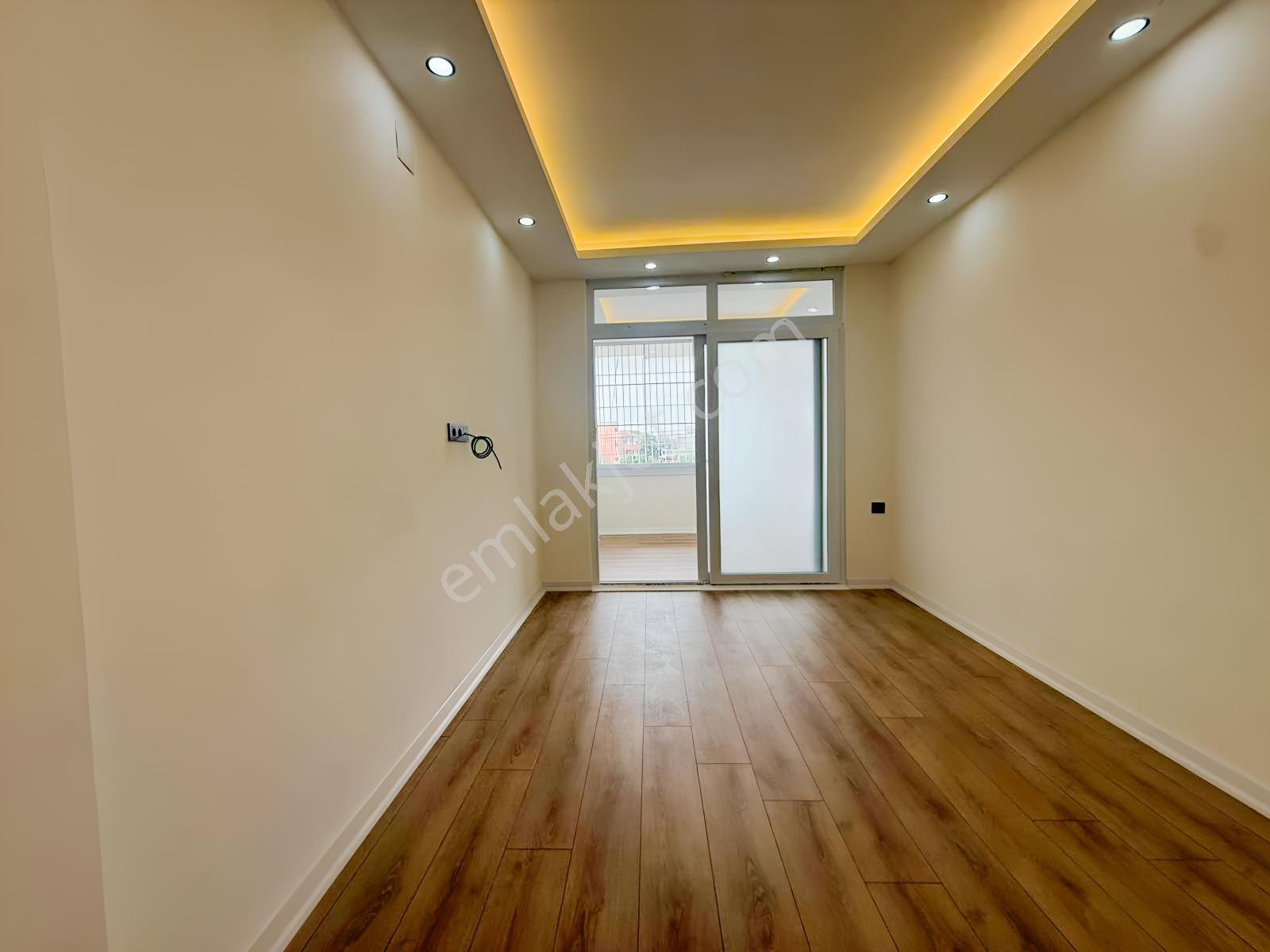 Mücahitler Bulvar Üzeri/valilik Civarı/cazip/içi Full Yapılı/1+1 — fotoğraf 7