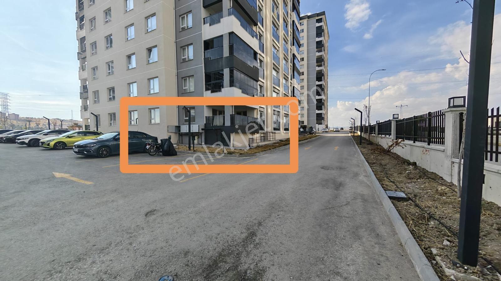 Serra Bulvarda Farklı Katlarda Alternatif 3+1 Satılık Daireler