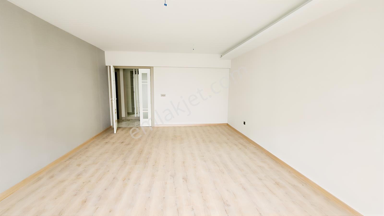 Serra Bulvarda Farklı Katlarda Alternatif 3+1 Satılık Daireler — fotoğraf 6