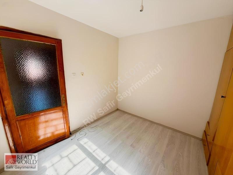 Kuşpınar Da Çarşamba Pazar Yani Bölgenin En Uygun 3+1 Dairesi — fotoğraf 17