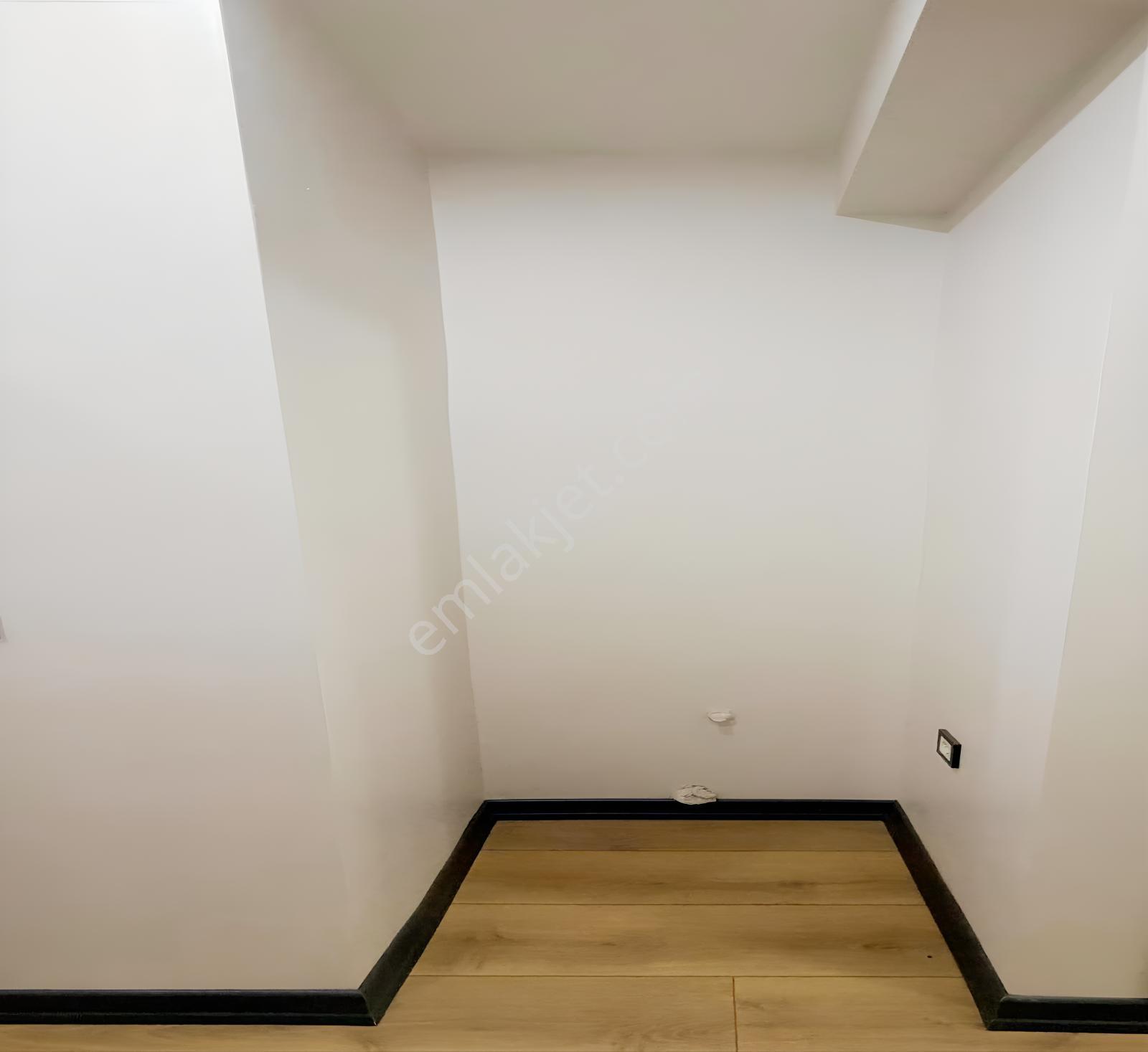 Güzelyurt Mahallesinde 0 Yapıda 2+1 Satılık Daire — fotoğraf 12