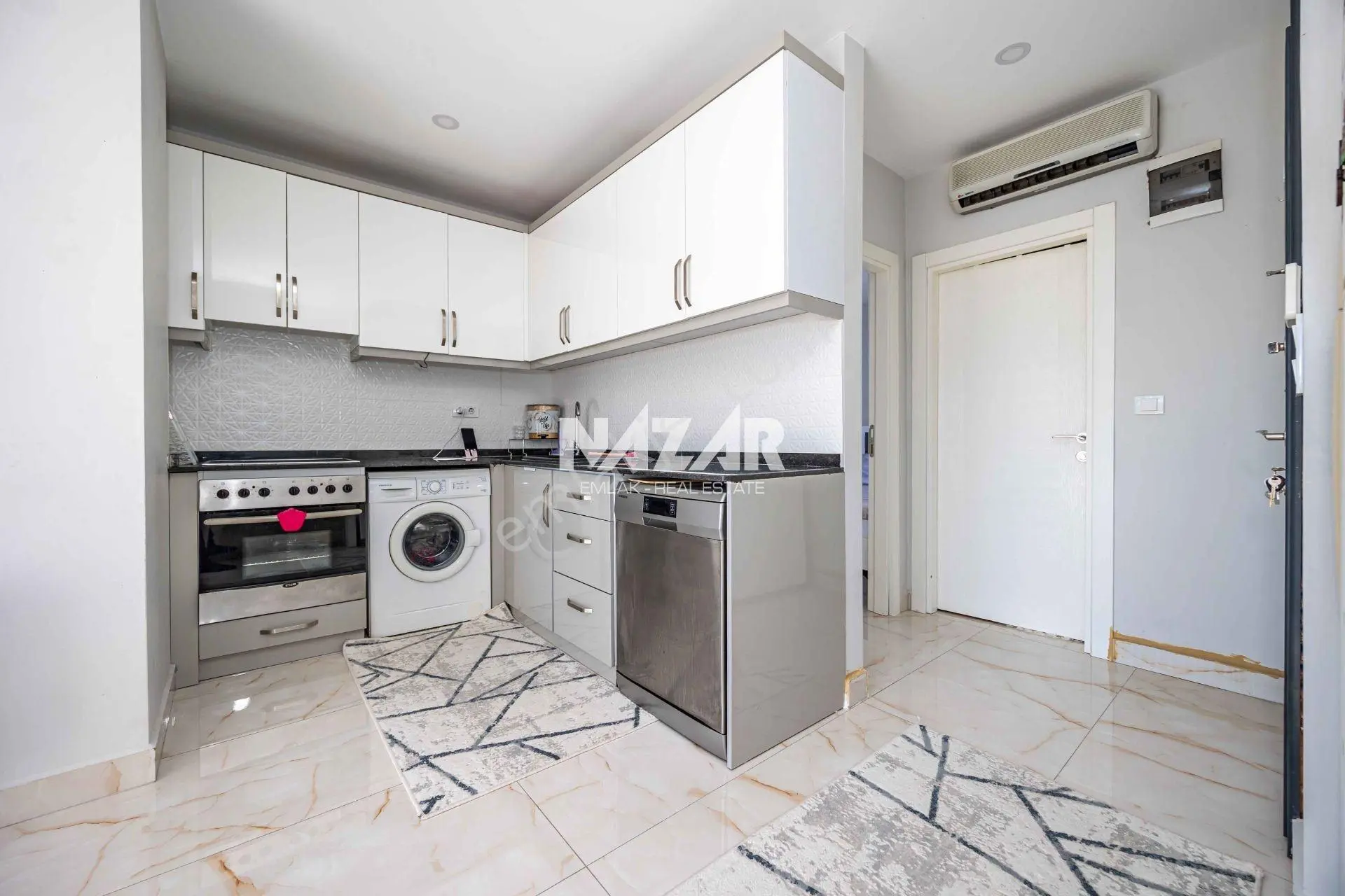 Alanya Avsallar’da Satılık Eşyalı 1+1 Daire 45 M2 — fotoğraf 17