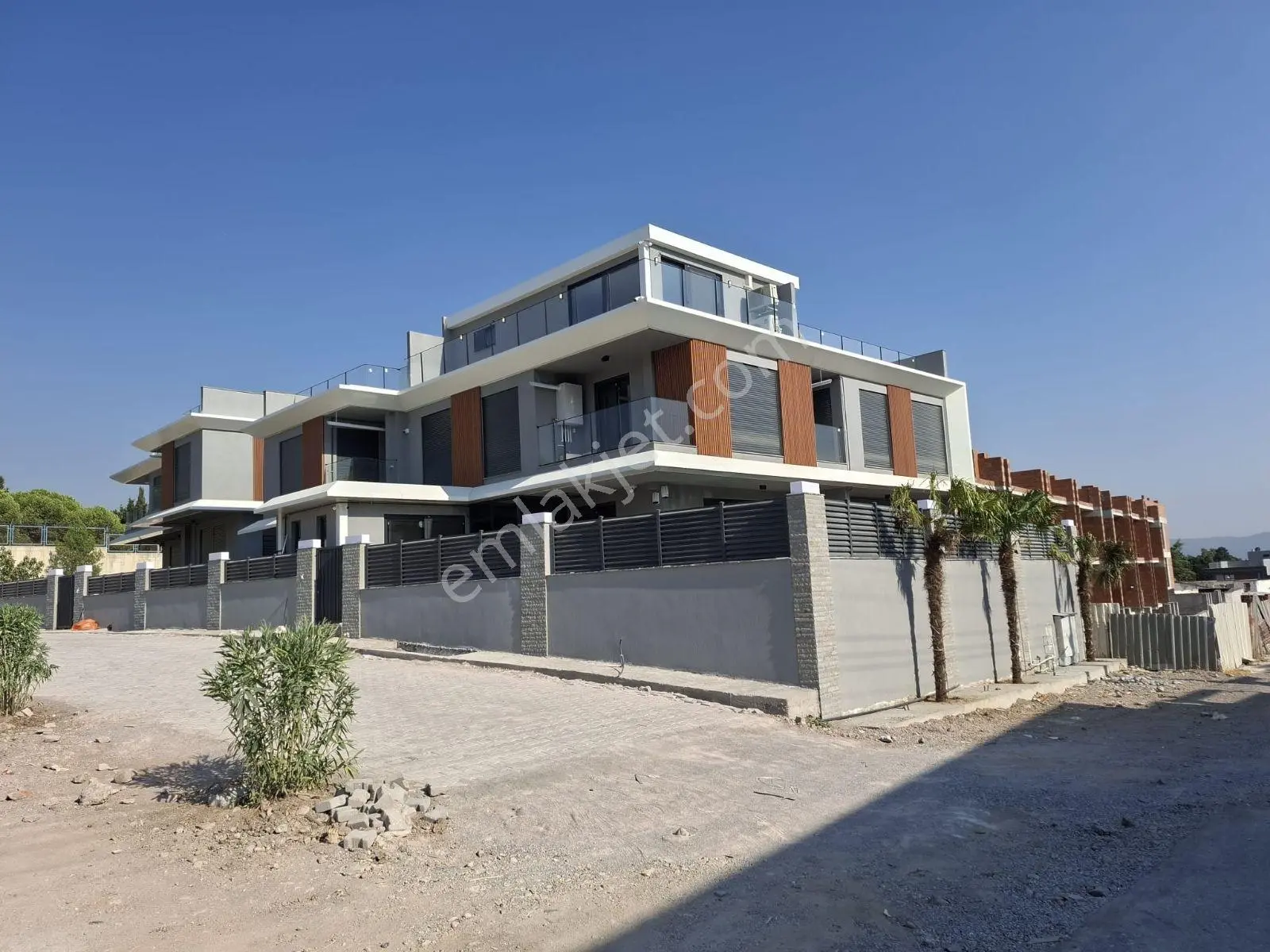 Bornova Ergene Mahallesi Villa İmarlı Satılık Arsa — fotoğraf 4