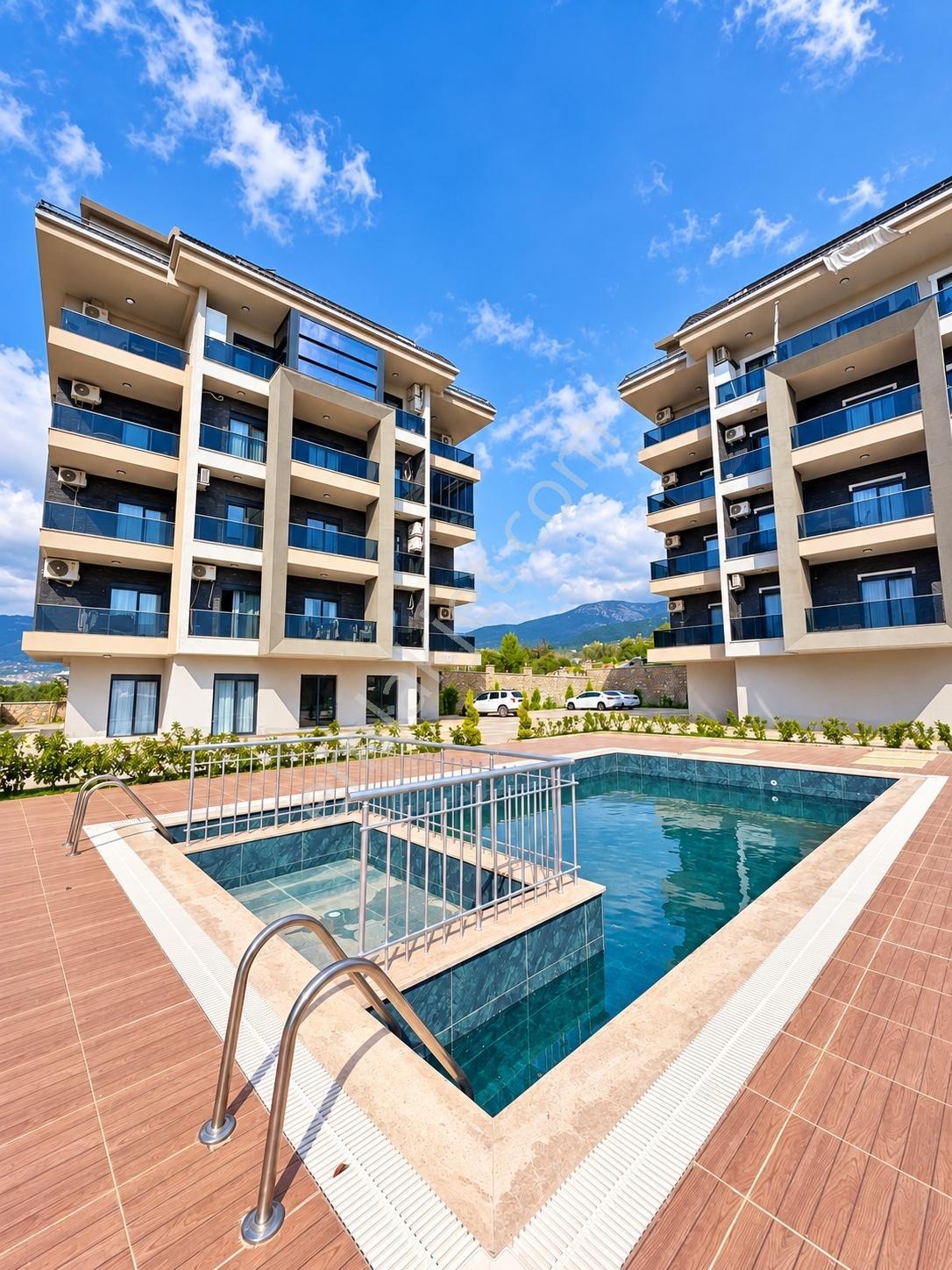 Alanya Oba Karakocalı Satılık Eşyalı 2+1 Havuzlu Saunalı Daire