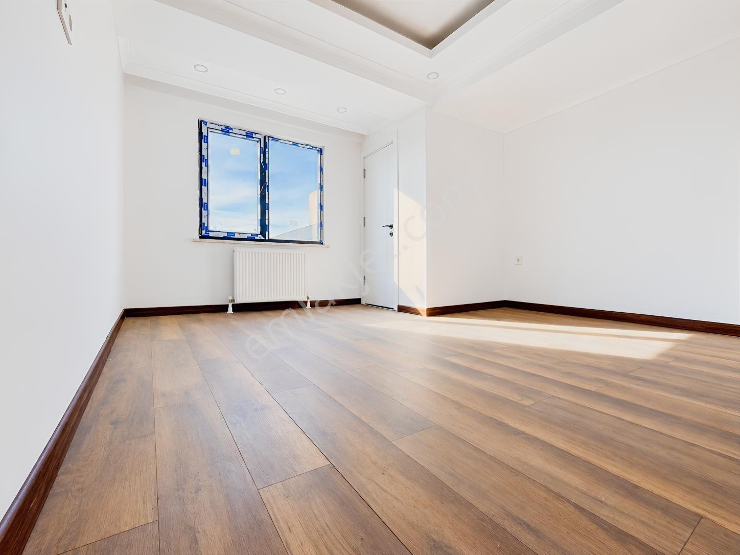 İlk Yuva Metrosu 135m2 Tek Daire Üzeri E.banyolu Güney Cephe — fotoğraf 14