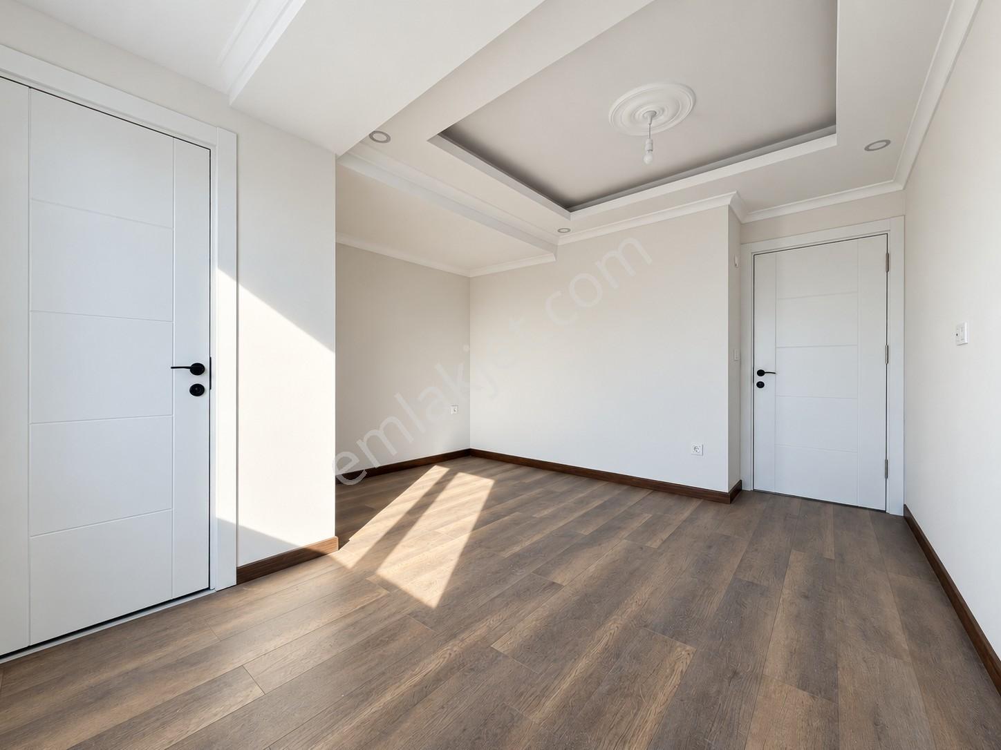 İlk Yuva Metrosu 135m2 Tek Daire Üzeri E.banyolu Güney Cephe — fotoğraf 15