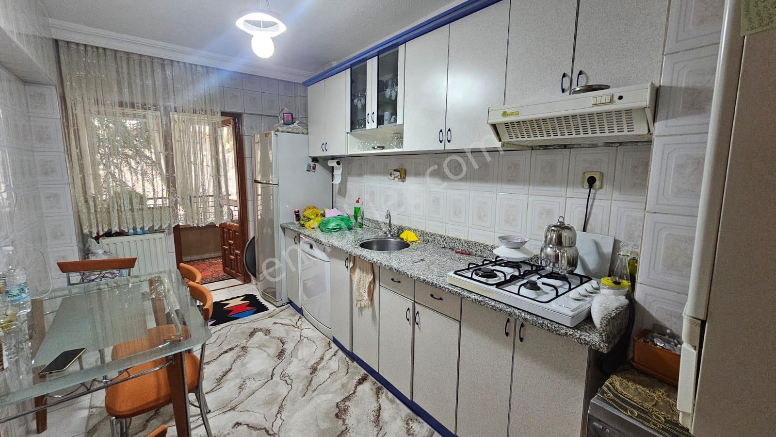 Demirlibahçe Tren İstasyonu Yakını Satılık 3+1 Daire — fotoğraf 9