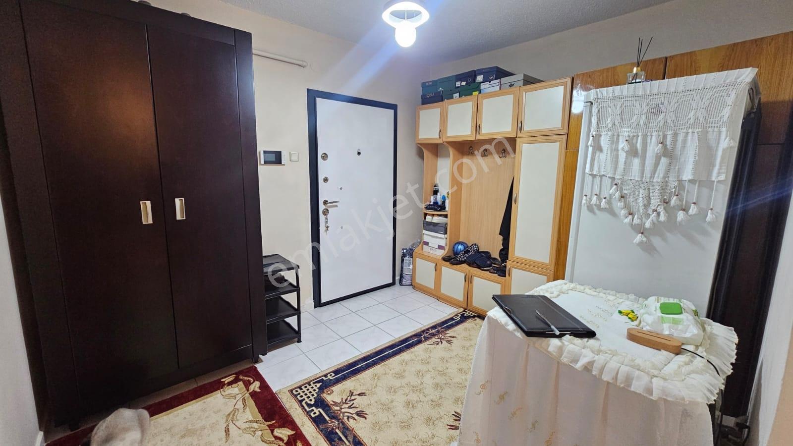 Demirlibahçe Tren İstasyonu Yakını Satılık 3+1 Daire — fotoğraf 18