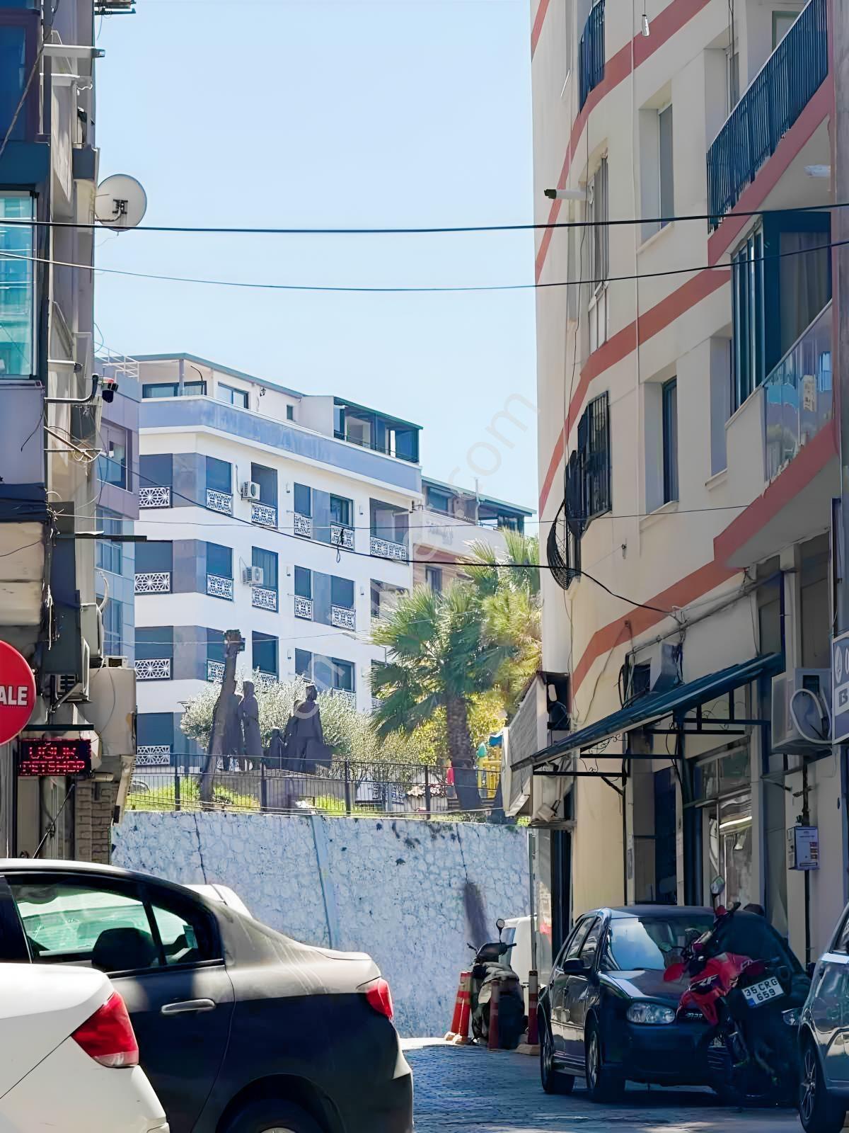 Üçyol Meydana 100 Metre 2+1 Arakat Köşe Tadilatlı Fırsat Satılık — fotoğraf 7