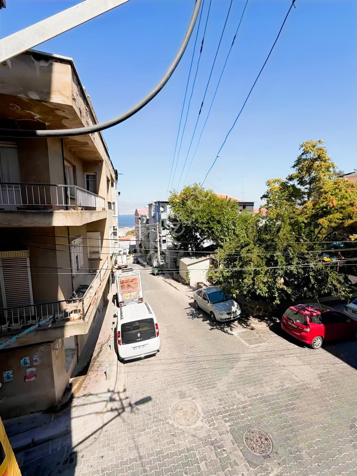 Üçyol Meydana 100 Metre 2+1 Arakat Köşe Tadilatlı Fırsat Satılık — fotoğraf 9