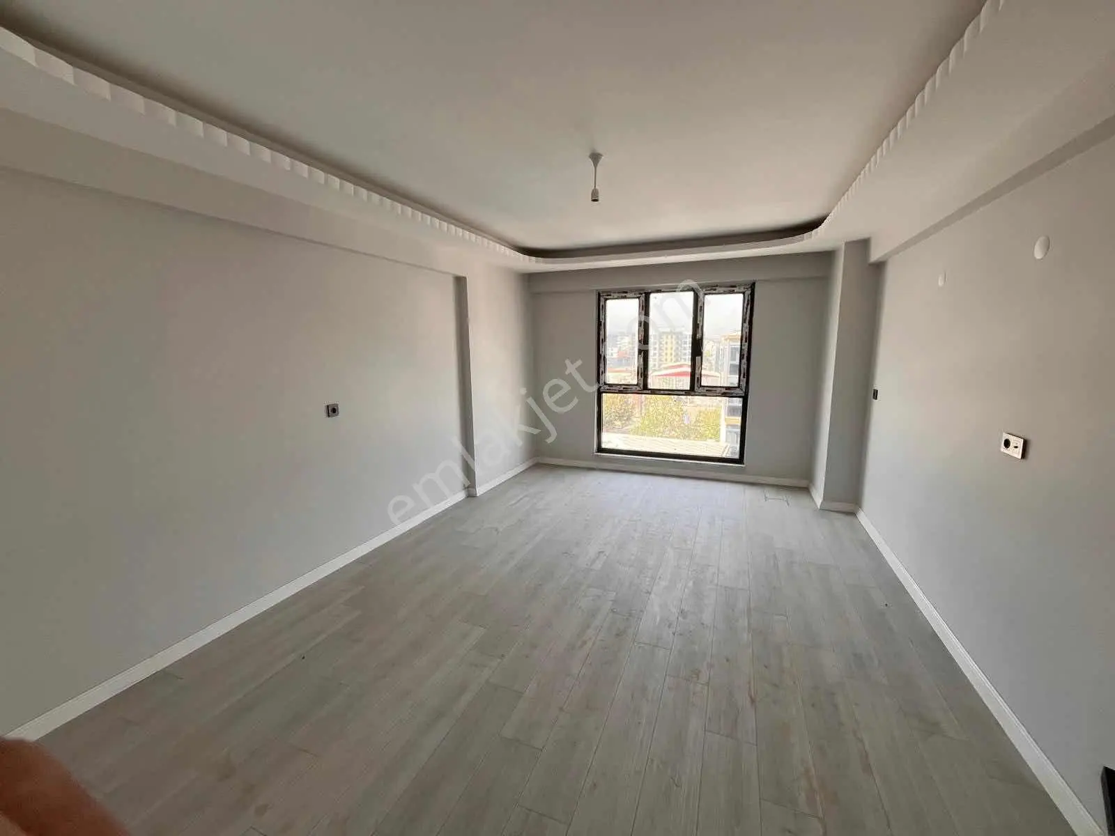 Bursa Karapınarda Site İçinde Sıfır Arakat 3+1 Satılık Daire