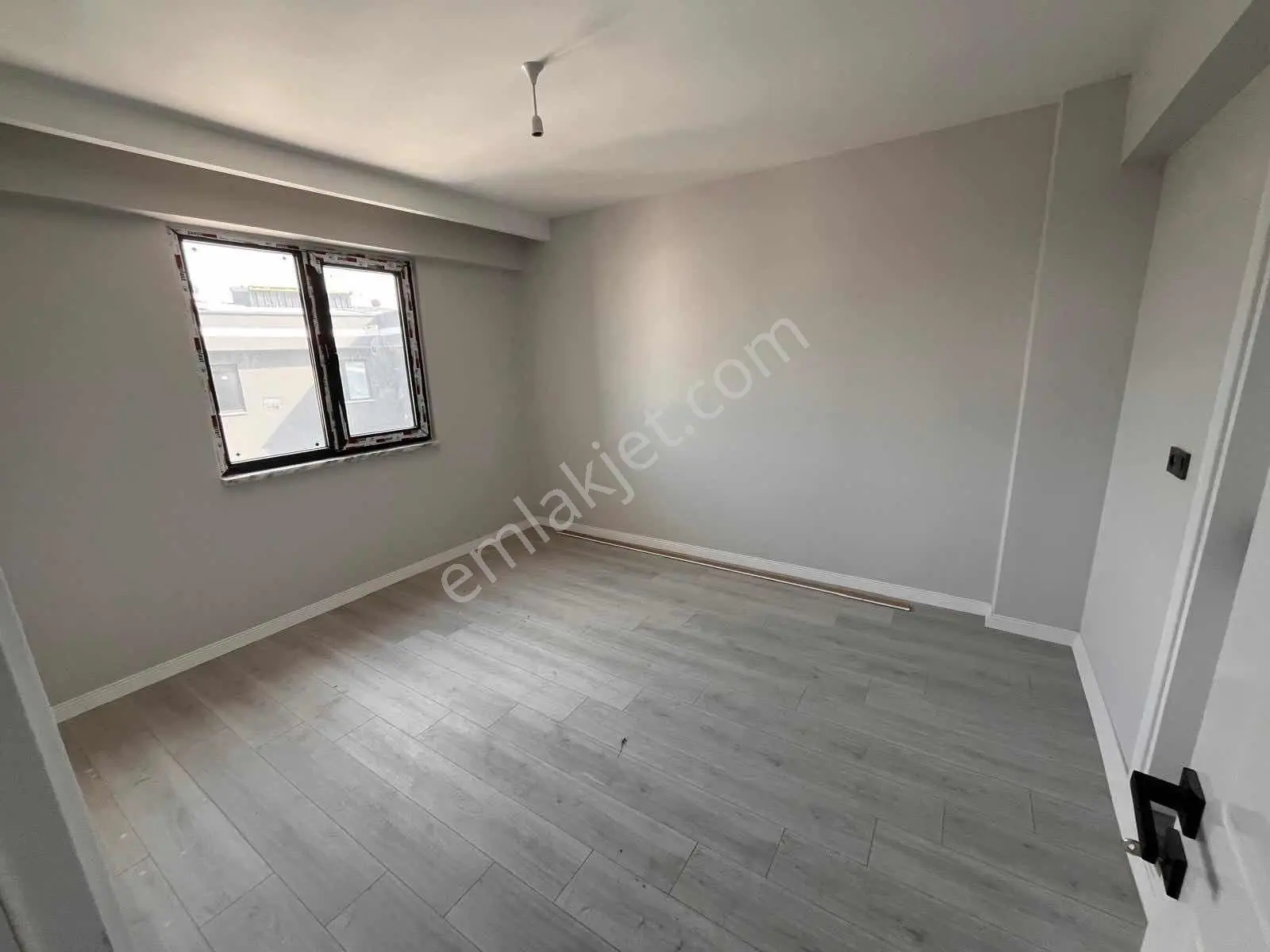 Bursa Karapınarda Site İçinde Sıfır Arakat 3+1 Satılık Daire — fotoğraf 3