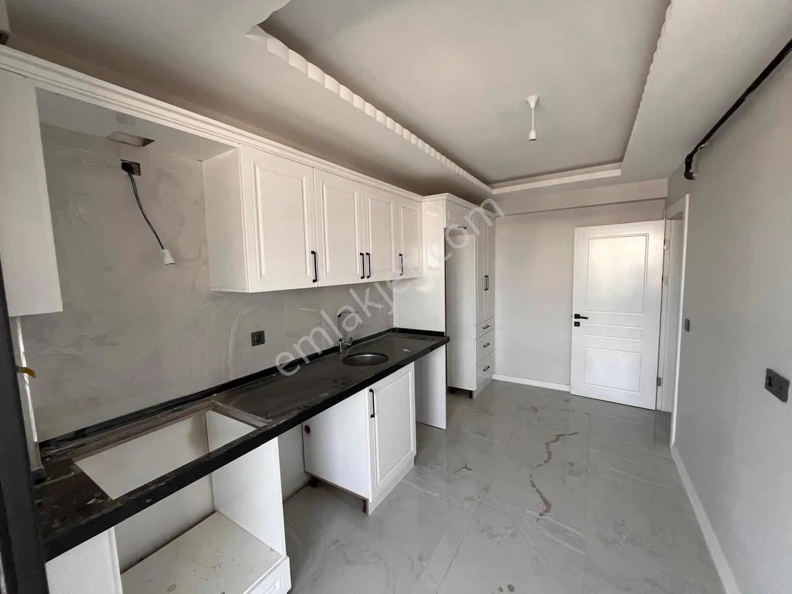 Bursa Karapınarda Site İçinde Sıfır Arakat 3+1 Satılık Daire — fotoğraf 5