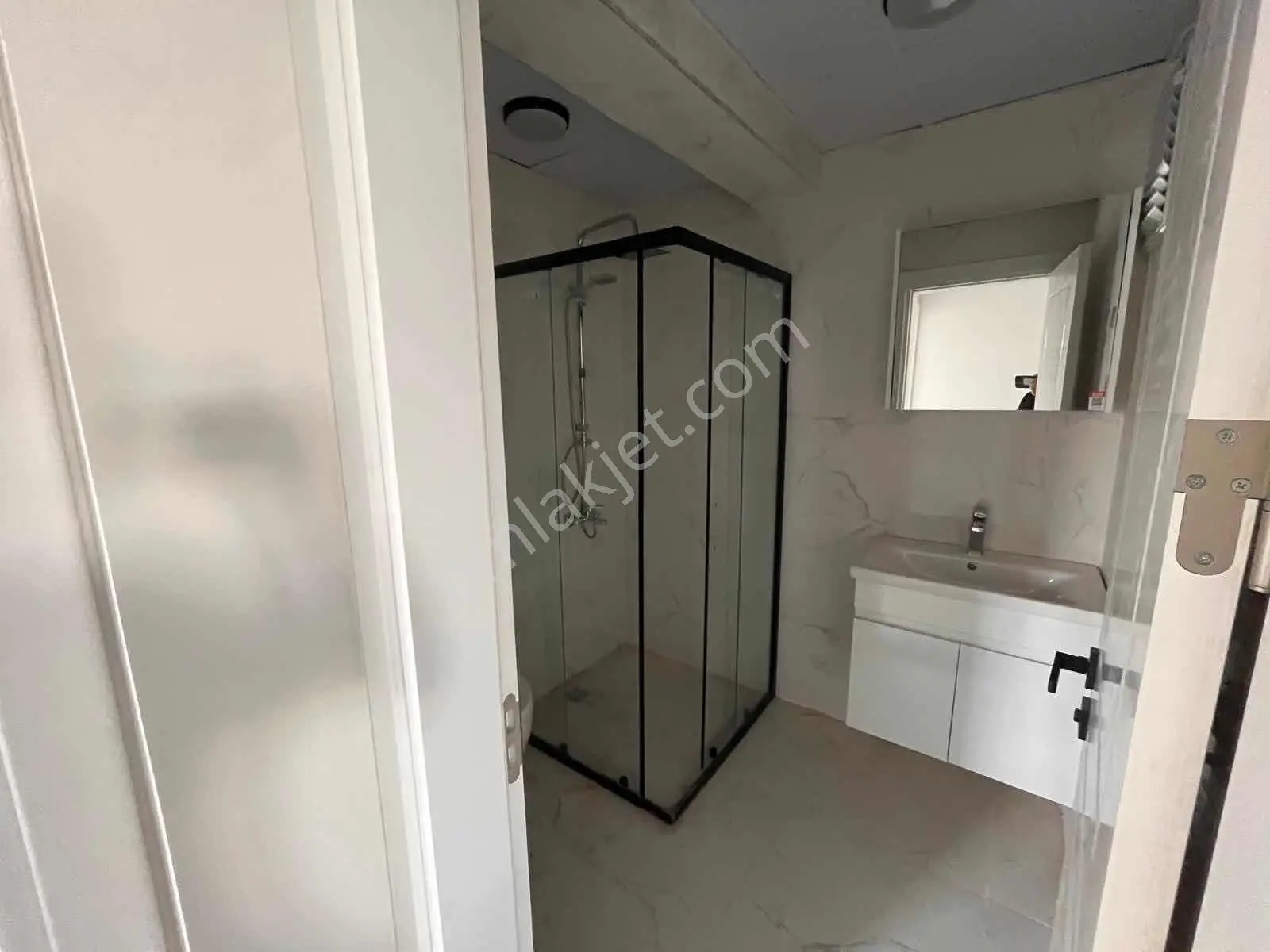 Bursa Karapınarda Site İçinde Sıfır Arakat 3+1 Satılık Daire — fotoğraf 11