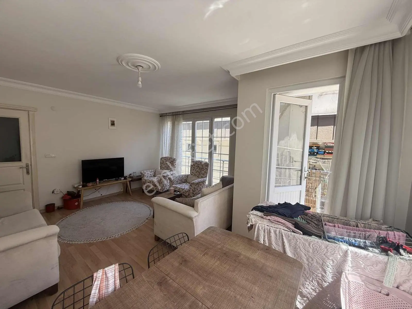 Acil Tamamına Kredili+eminevm Oturm Yatırm 2+1 Kat Mülkiyet — fotoğraf 5