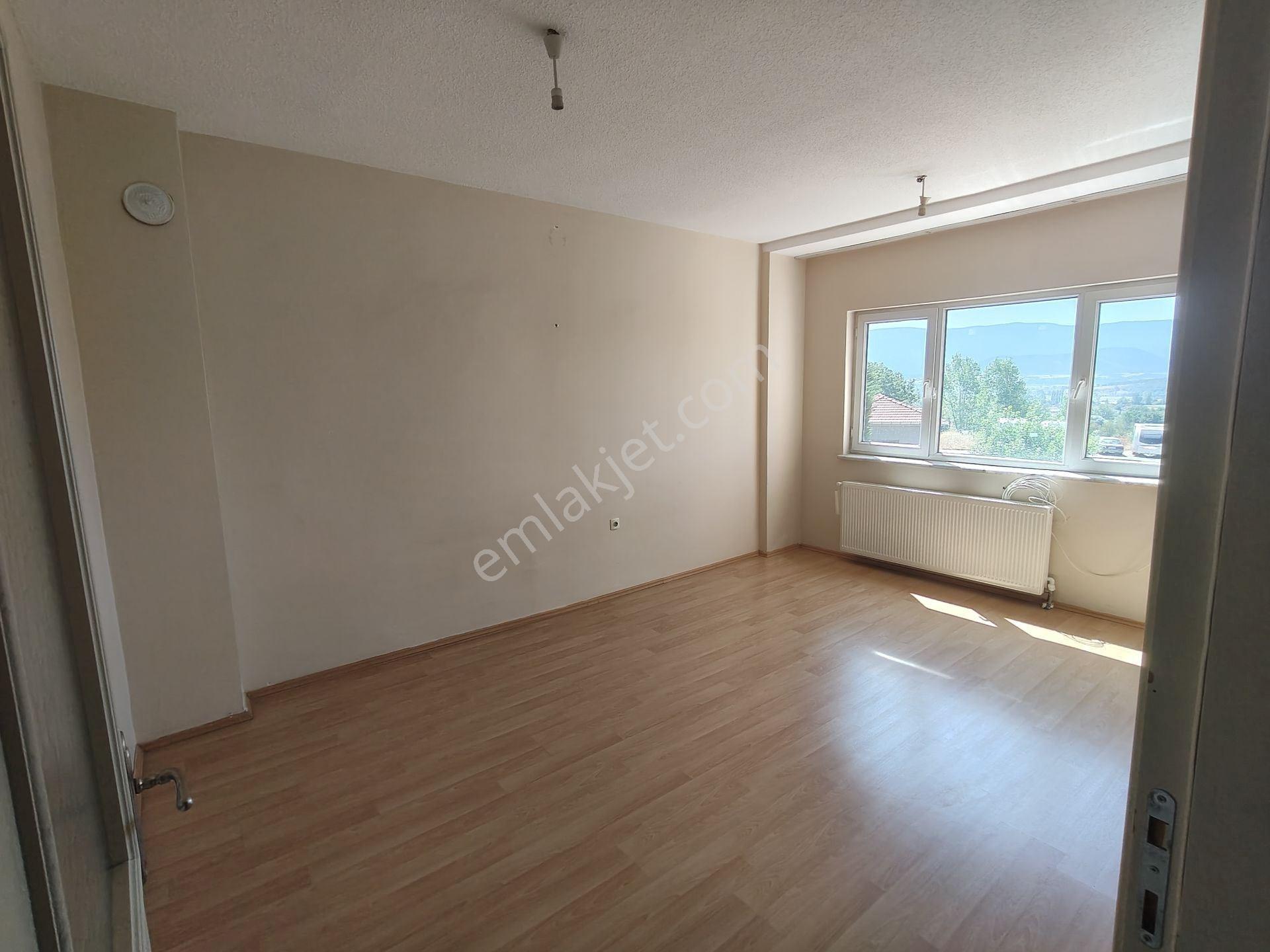 Bolu Dağkent Toki 1.etap Önü Açık Ara Kat 2+1 Satılık Daire — fotoğraf 8