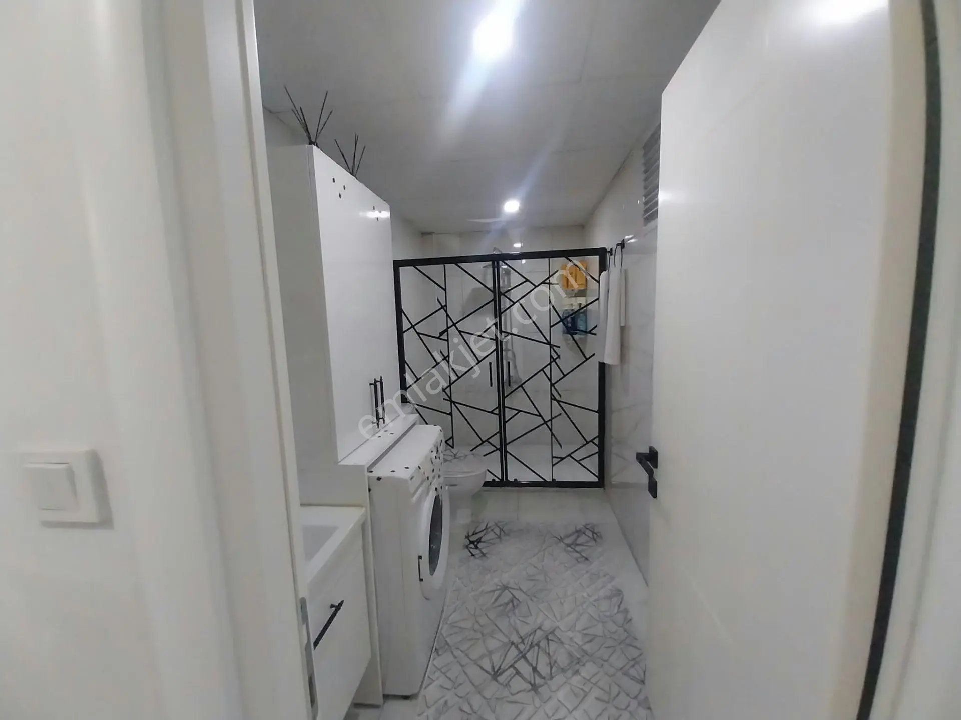 Güven Emlak'tan Malatya Merkezde 3+1 Daire — fotoğraf 2
