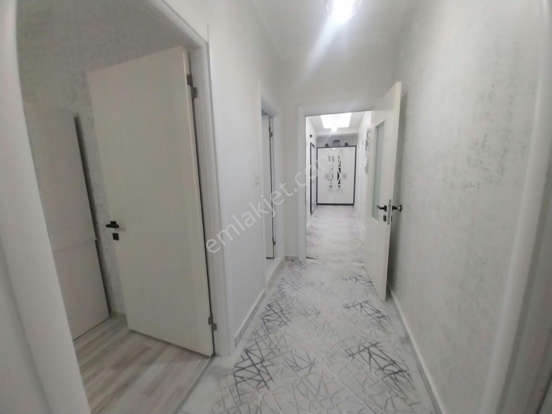 Güven Emlak'tan Malatya Merkezde 3+1 Daire — fotoğraf 6