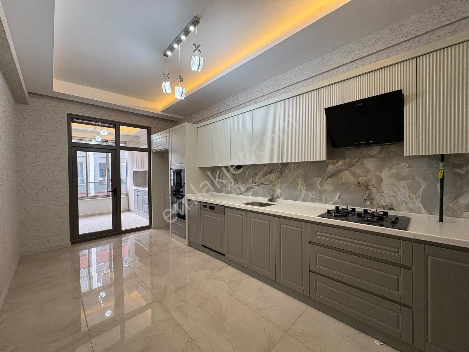 Sultan Park Konutlarında Sıfır 3+1 Kızartma Mutfaklı Ve Kilerli — fotoğraf 3