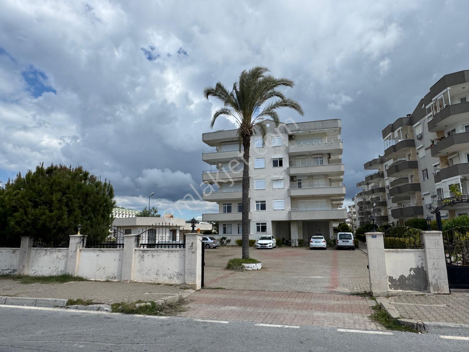 Türkler Mahallesinde Site İçi Satılık 2+1 — fotoğraf 7
