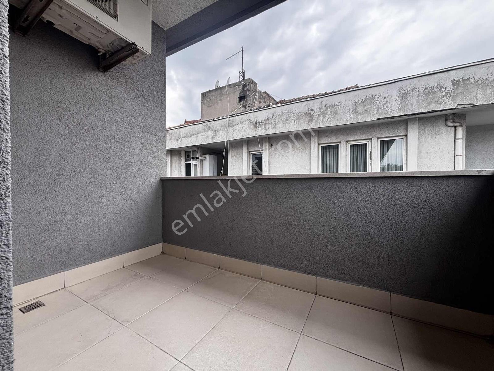 Zuhuratbaba Da Özel Yapım 7 Yıllık 20m2 Teraslı 4+1 200m2 — fotoğraf 8