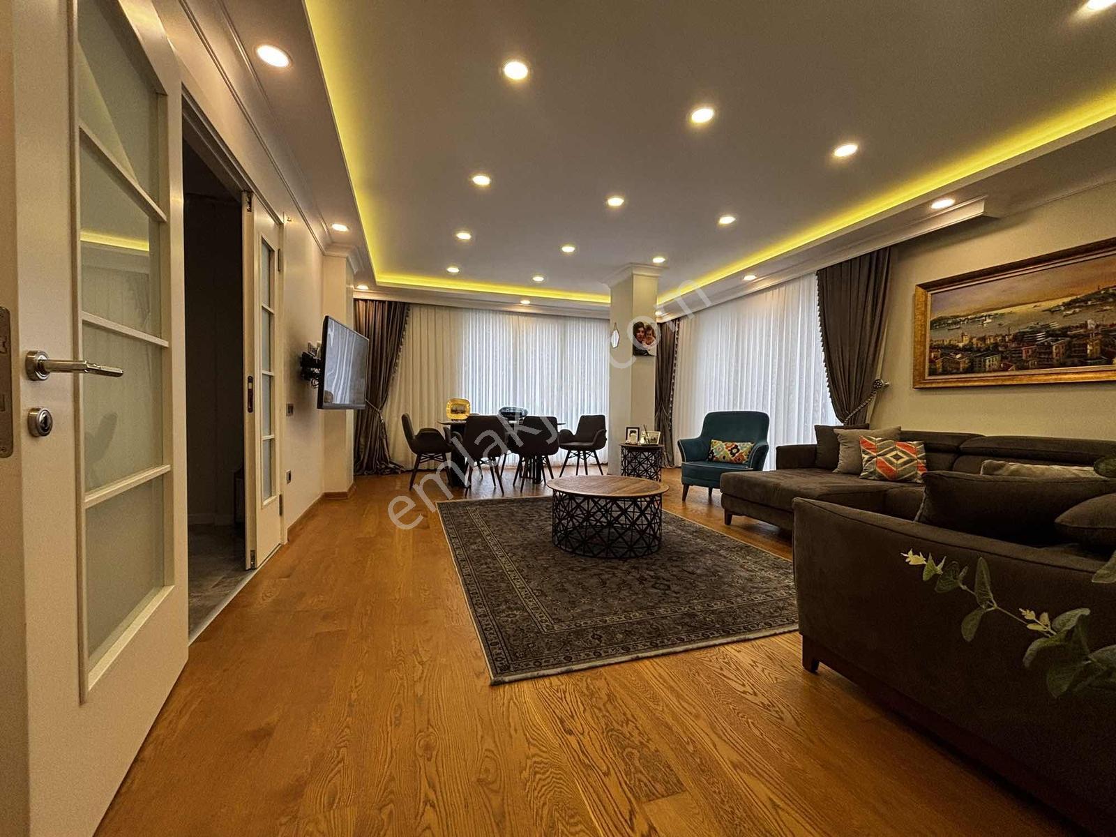Zuhuratbaba Da Özel Yapım 7 Yıllık 20m2 Teraslı 4+1 200m2 — fotoğraf 14
